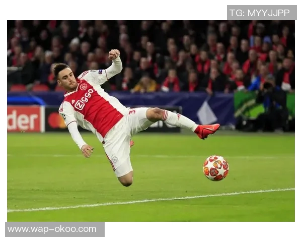 天空体育足球直播带你领略全球赛事精彩瞬间与实时分析