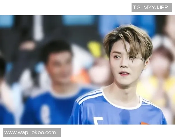 鹿晗携手足球队长身份展现运动魅力与团队精神的精彩旅程